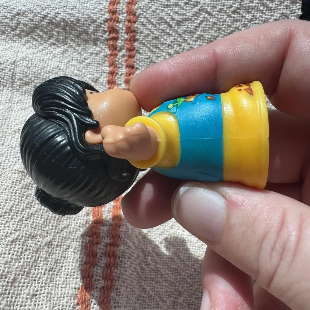 Fisher Price Little People Gardener Farmer Girl Yellow Blue Overalls Black Hair